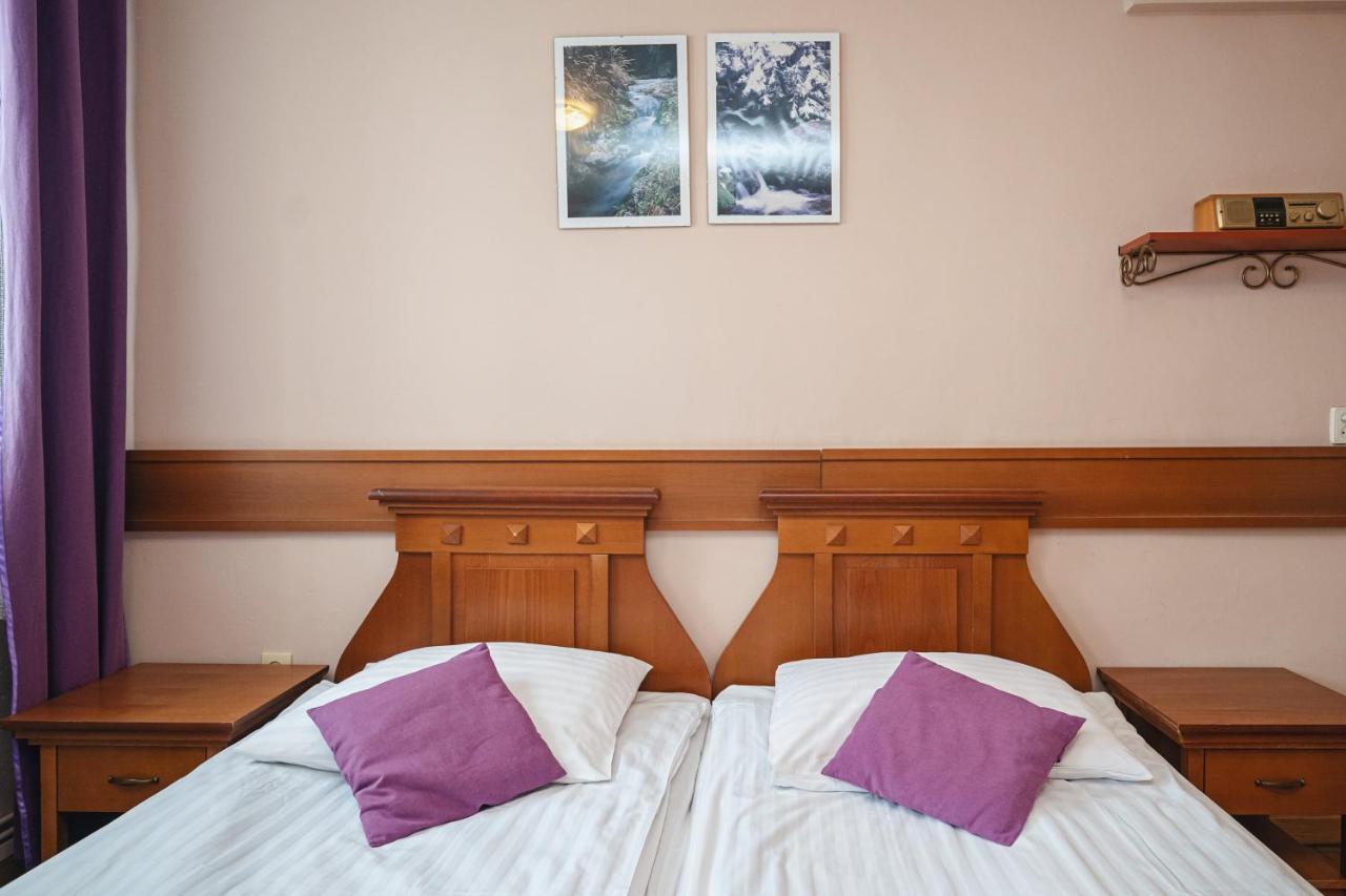Bed and Breakfast Wanta Закопане Экстерьер фото